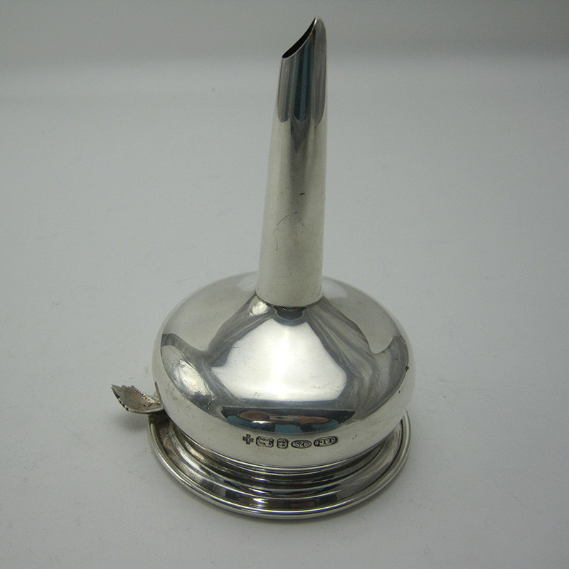Very Good Quality Good Gauge Silver Wine Funnel (2000)