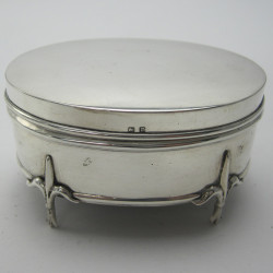 Plain Silver Oval Jewellery or Trinket Box (1916)