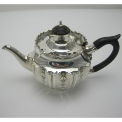 Charming Late Victorian Bachelor Size Silver Teapot (1894)