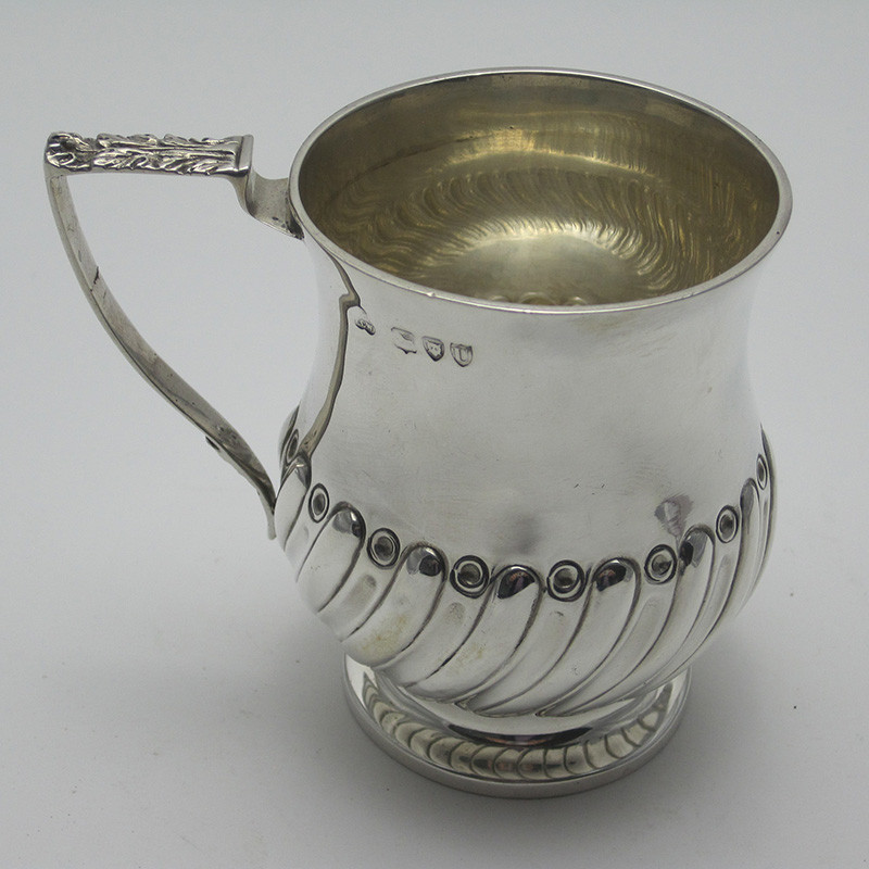 Victorian Silver Child's Mug with Acanthus Leaf Embossed Handle (1895)