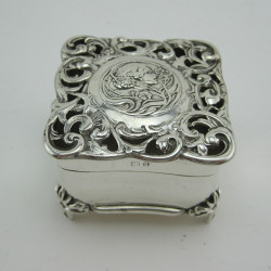 Charming Good Quality Edwardian Silver Pot Pourri or Jewellery Box (1903)