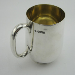 Good Quality Half Pint Victorian Silver Christening Mug