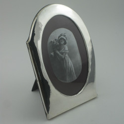 Unusual Antique Oval Shaped Sterling Silver Photo Frame (1912)