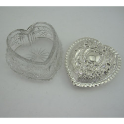 Pretty Edwardian Heart Shaped Sterling Silver Dressing Table Jar