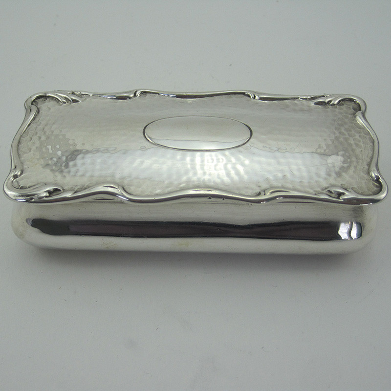 Art Nouveau Style Sterling Silver Jewellery or Trinket Box (1906)
