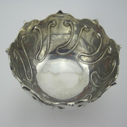Charming Sterling Silver Monteith Style Bowl