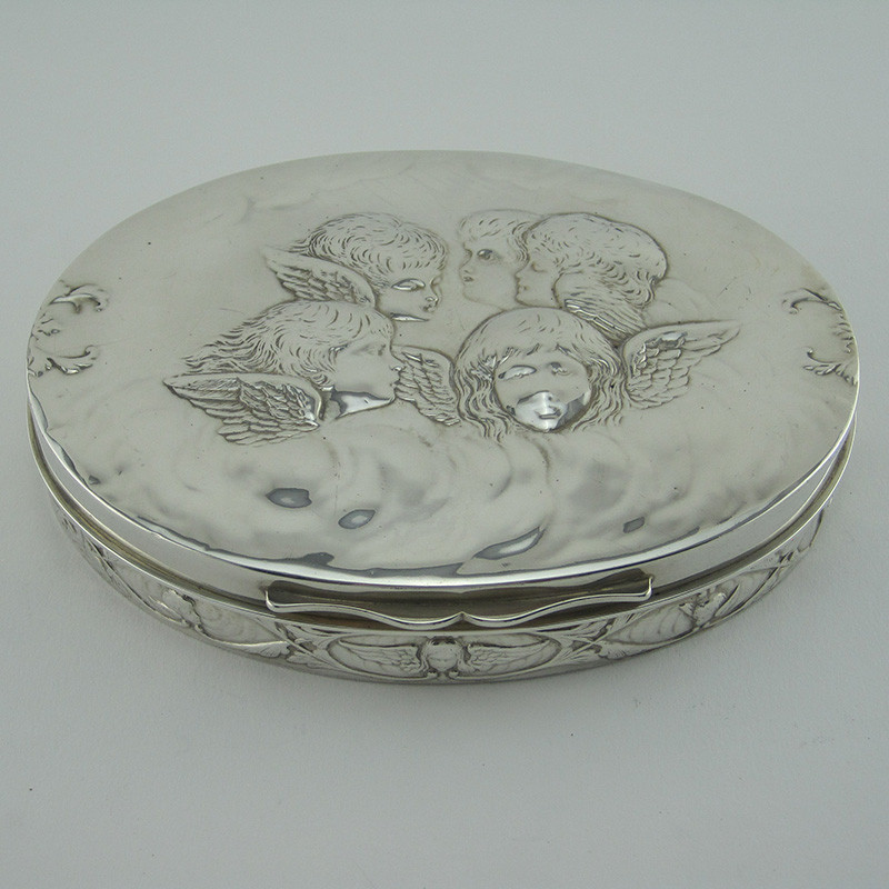 Oval Reynolds Angel Sterling Silver Trinket or Jewellery Box (1898)