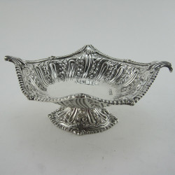 Decorative Oval Mappin Brothers Sterling Silver Dish or Basket (1900)