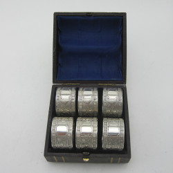 Beautiful Boxed Set of 6 Late Victorian Silver Plated Napkin Rings