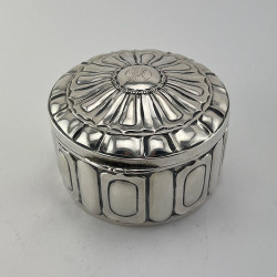 Good Gauge German 800 Grade Cylindrical Silver Box (c.1890)