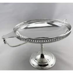 Pair of Elegant Good Quality Sterling Silver Comport Dishes