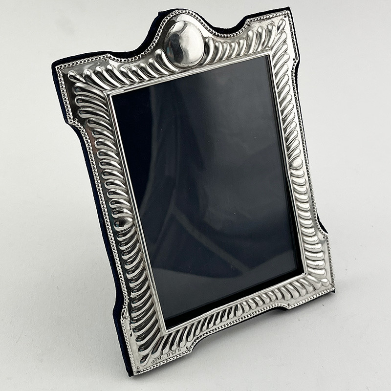 Late Victorian Sterling Silver Photo Frame with Blue Velvet Back (1900) Late Victorian Sterling Silver Photo Frame with Blue Velvet Back (1900)