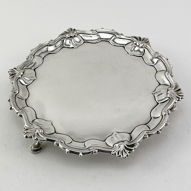 Good Quality George II Sterling Silver Salver (1756) Good Quality George II Sterling Silver Salver (1756)
