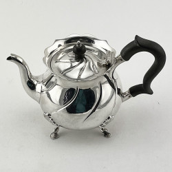 Carrington & Co Edwardian Sterling Silver Tea Pot (1907)