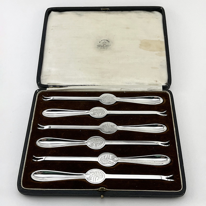 Boxed Set of Six Mappin & Webb Silver Plated Lobster or Crab Picks Boxed Set of Six Mappin & Webb Silver Plated Lobster or Crab Picks