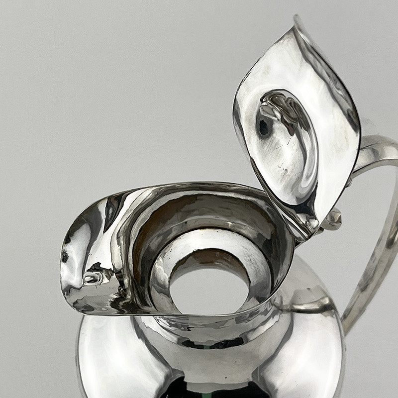 Elegant William Hutton & Son Victorian Silver Plated Claret Jug