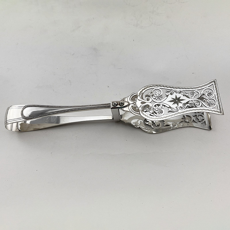 Beautiful Pair of Victorian Silver Plated Asparagus Tongs (c.1895) Beautiful Pair of Victorian Silver Plated Asparagus Tongs (c.1895)