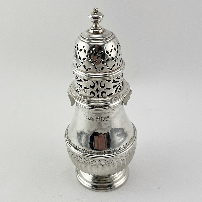 Charming Sterling Silver Sugar Caster in a Baluster Form (1912) Charming Sterling Silver Sugar Caster in a Baluster Form (1912)