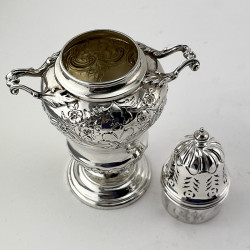 Decorative Elkington & Co Victorian Sterling Silver Sugar Caster