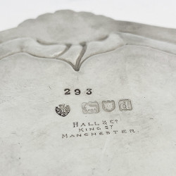 Good Quality 25.4cm (10") Late Victorian Sterling Silver Salver