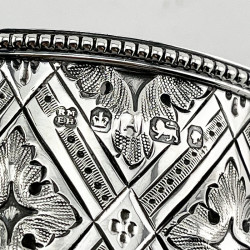 Beautiful Early Victorian Sterling Silver Christening Mug