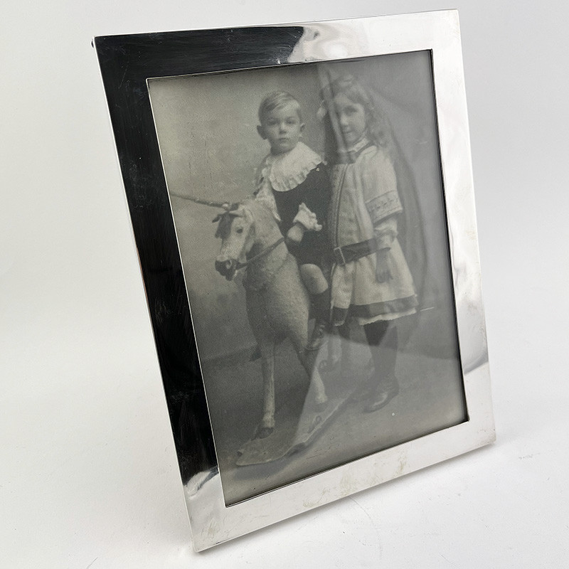 Smart and Good Quality Rectangular Sterling Silver Photo Frame