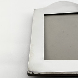 Smart Rectangular Sterling Silver Photo Frame with Serpentine Top