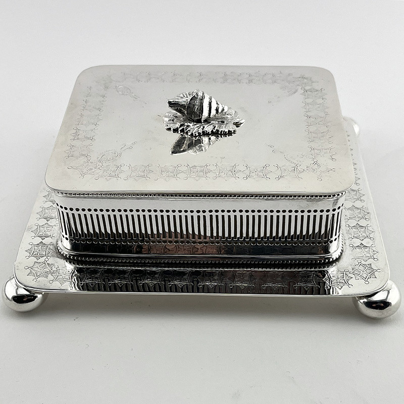 Good Quality Late Victorian Silver Plated Sardine or Butter Dish (c.1895) Good Quality Late Victorian Silver Plated Sardine or Butter Dish (c.1895)