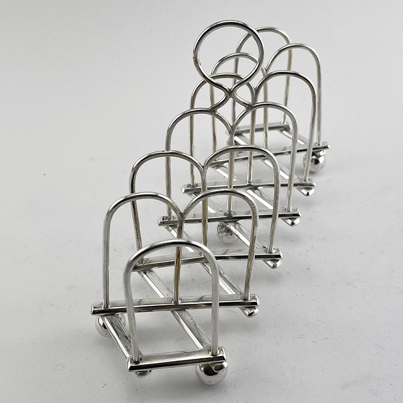 Toast Rack Expandable Victorian Novelty Expanding Silver Plated Toast Rack (c.1895)