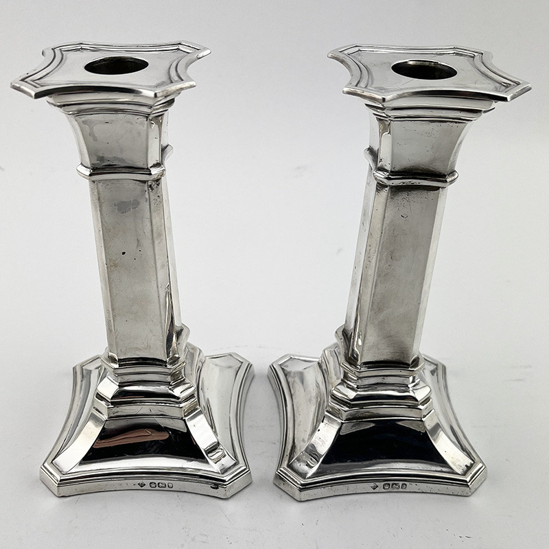 Handsome Pair of Late Victorian Sterling Silver Candlesticks (1899) Handsome Pair of Late Victorian Sterling Silver Candlesticks (1899)