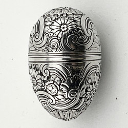 Georgian Sterling Silver Nutmeg Grater with Screw Down Lid