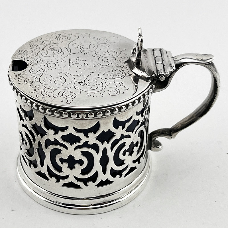 Decorative Good Quality Victorian Sterling Silver Mustard Pot (1854) Decorative Good Quality Victorian Sterling Silver Mustard Pot (1854)