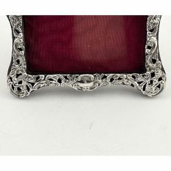 Pretty Small Size Late Victorian Sterling Silver Photo Frame