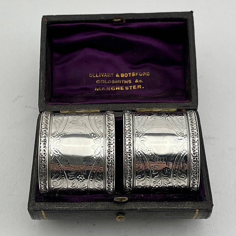 Boxed Pair of Victorian Engraved Sterling Silver Napkin Rings (1818) Boxed Pair of Victorian Engraved Sterling Silver Napkin Rings (1818)