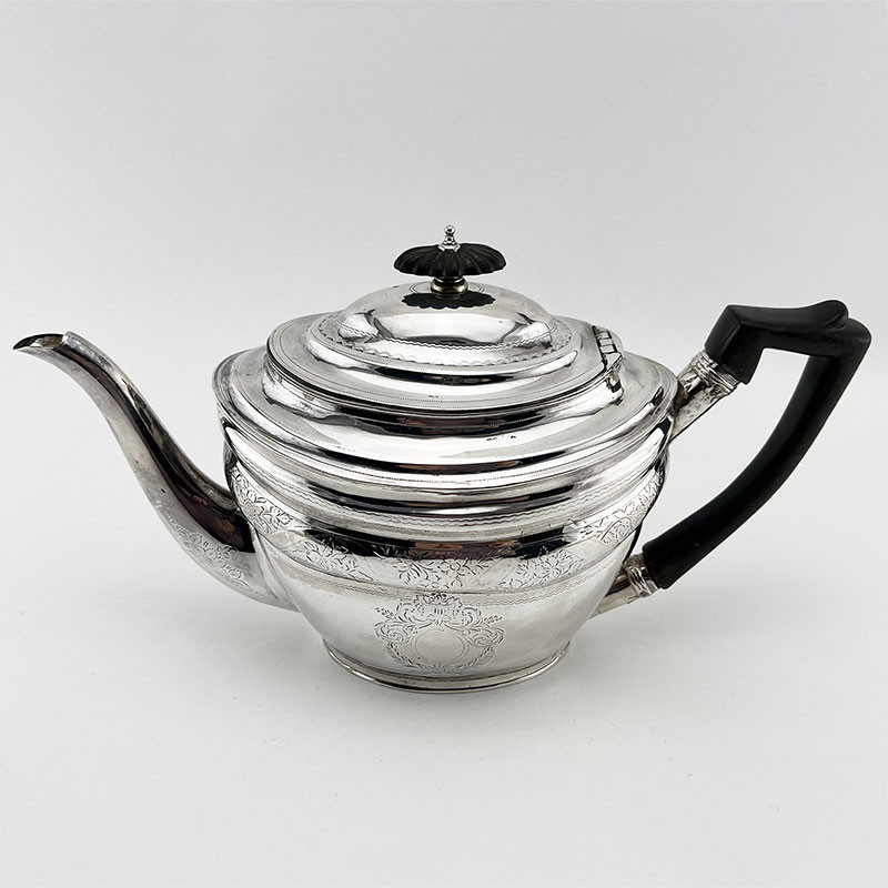 Elegant Georgian Sterling Silver Teapot (1800)