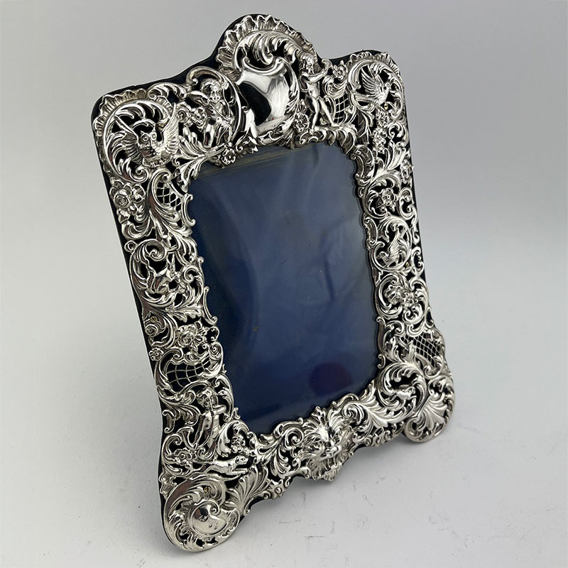 Decorative Victorian Sterling Silver Photo Frame (1894)