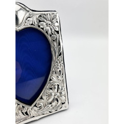 Edwardian Sterling Silver Photo Frame with Heart Shaped Window