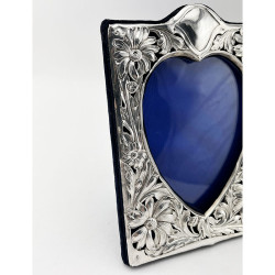 Edwardian Sterling Silver Photo Frame with Heart Shaped Window
