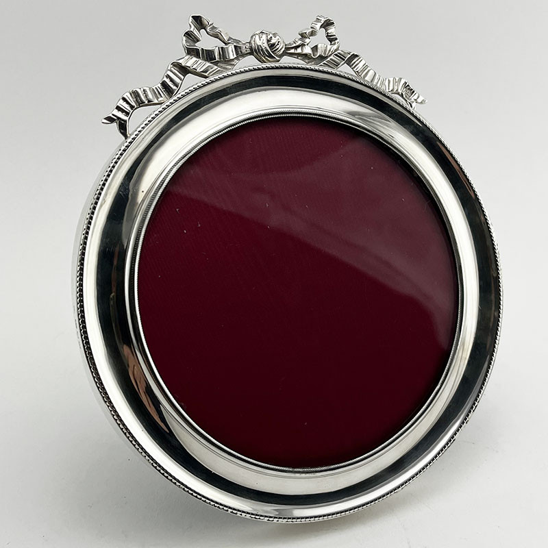 Charming Edwardian Sterling Silver Photo Frame (1903)