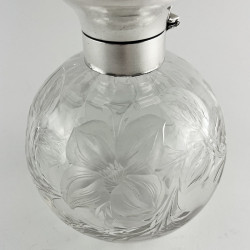 Edwardian William Comyns Sterling Silver Topped Perfume Bottle