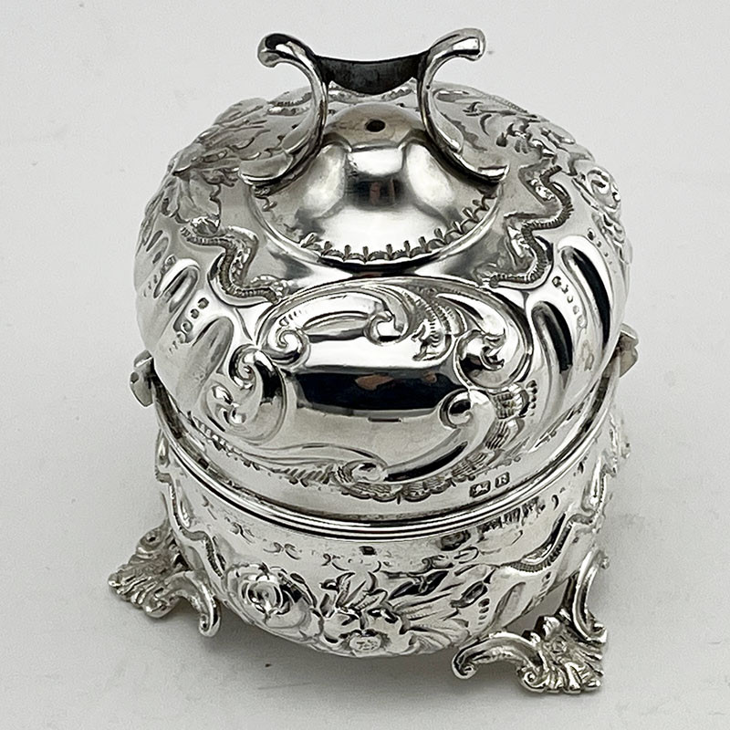 Most Unusual Chester Sterling Silver String Box (1900)