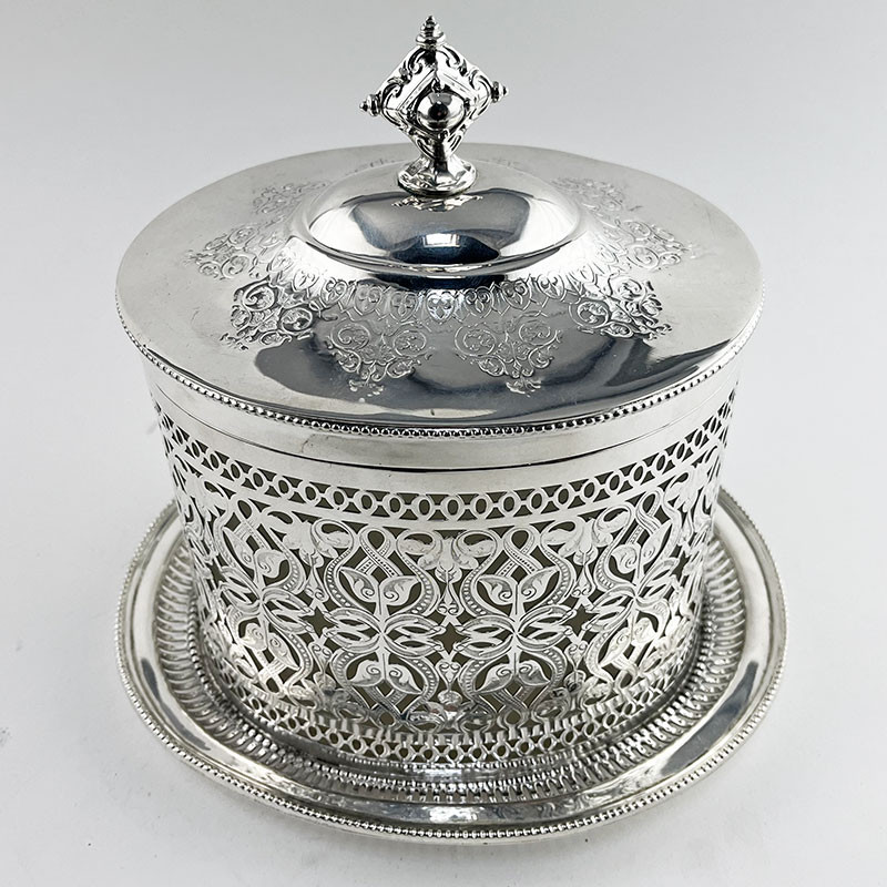 Oval Victorian Silver Plated Biscuit or Trinket Box (c.1890)