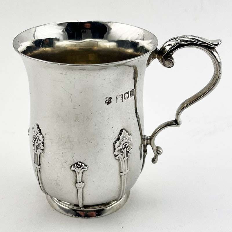 Fine Quality Plain Body Sterling Silver Christening Mug (1915)