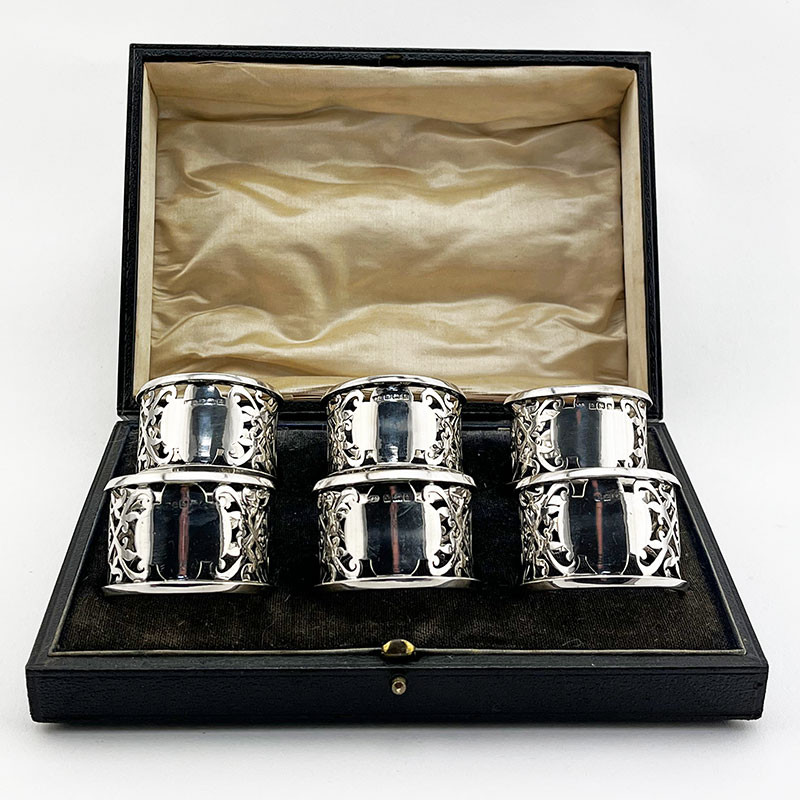 Beautiful Boxed Set of Six Sterling Silver Napkin Rings (1918)