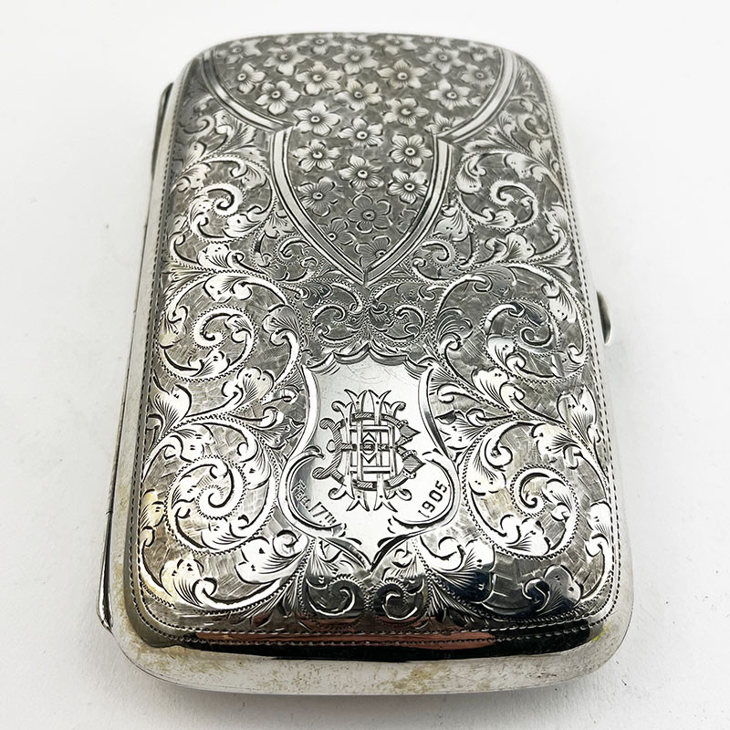 Edwardian Sterling Silver Cigar Case with Rectangular Curved Shaped Body (1903)