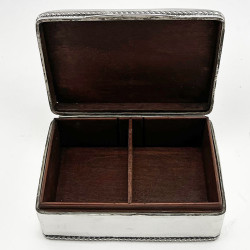 Handsome Plain Sterling Silver Trinket or Cigarette Box