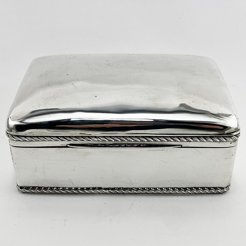 Handsome Plain Sterling Silver Trinket or Cigarette Box (1900)