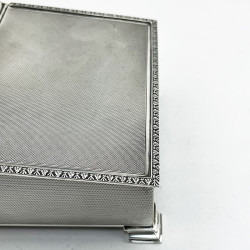 Superb Quality Sterling Silver Rectangular Cigarette or Trinket box