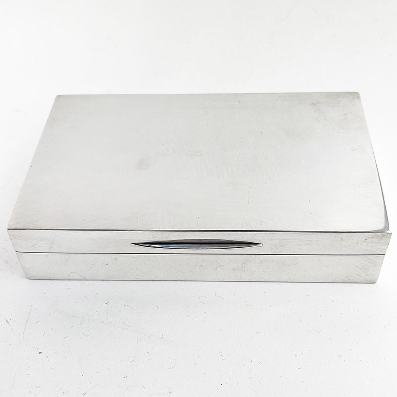Edward Barnard Sterling Silver Trinket or Cigarette Box (1939)