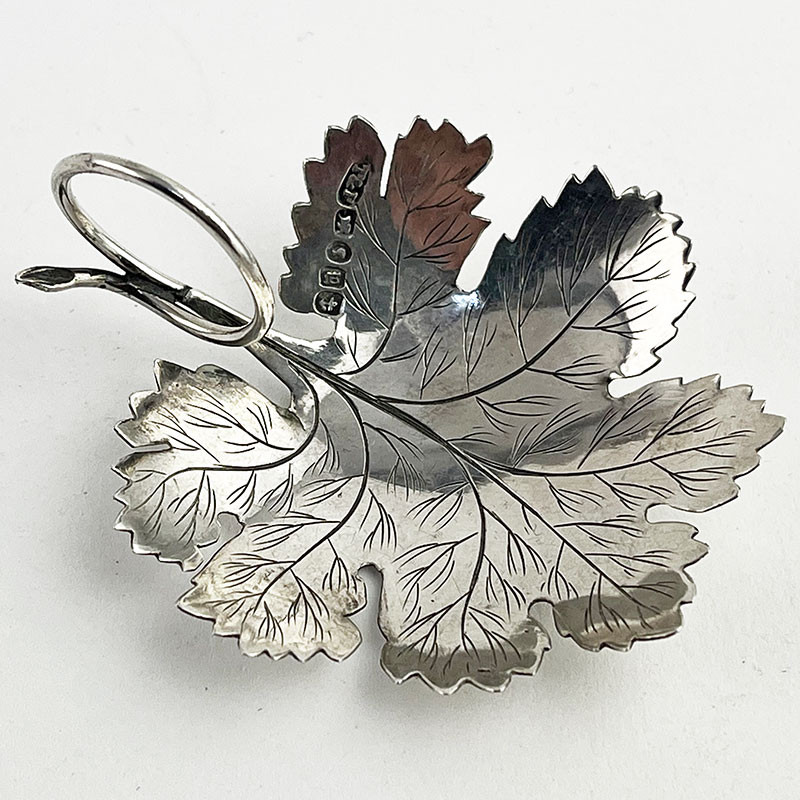 Early Victorian Sterling Silver Tea Caddy Spoon (1847)